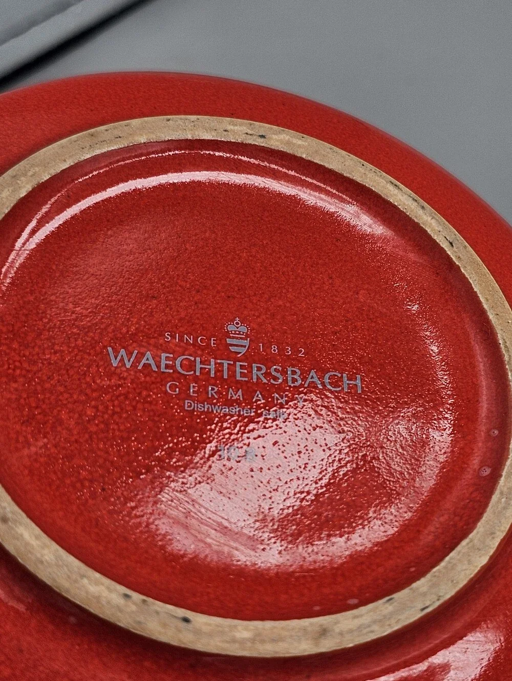 WAECHTERSBACH lid cracked
